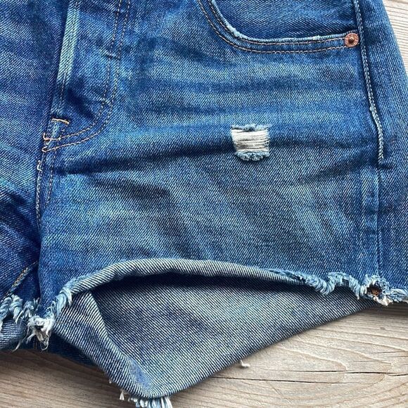 Levi’s from Aritzia cut offs  jean shorts 25 euc - Picture 2 of 7